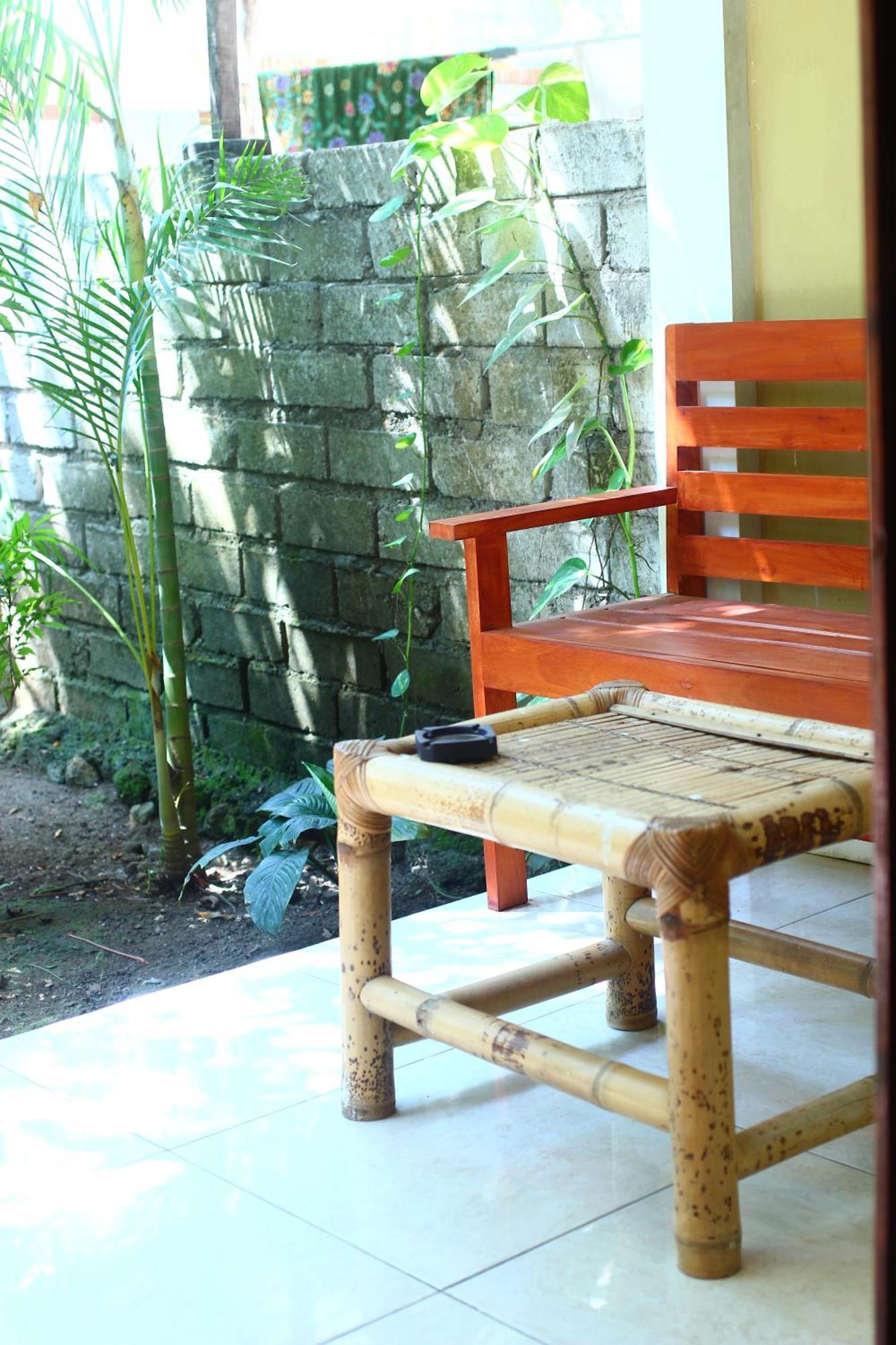 Three V Homestay Kuta  ภายนอก รูปภาพ